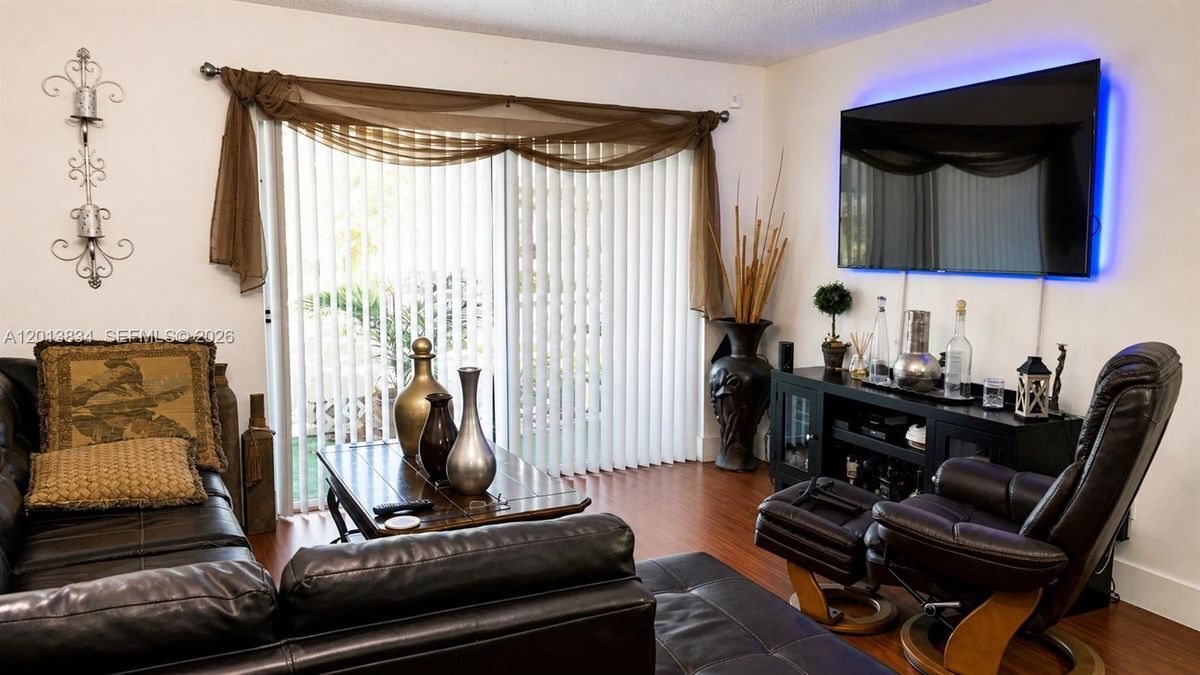 Photo - 460 S Park Rd Unidad 6 109