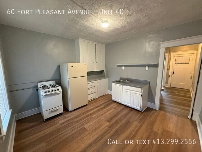 60 Fort Pleasant Ave Unit 4D