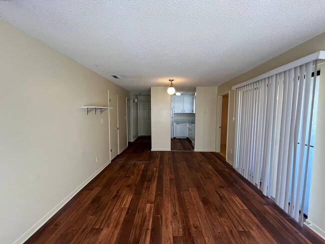 Photo - 1619 Victory St Unit A