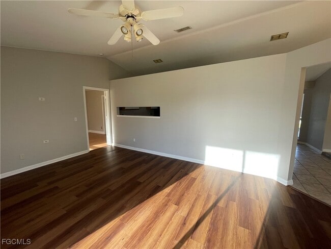 Photo - 1409 SW 11th Pl