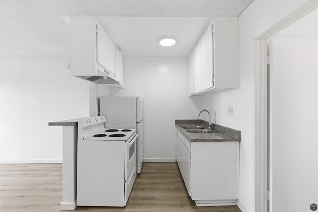 Photo - 711 Machado Dr Unit 6