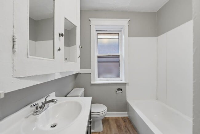 Photo - 3332 Aubert Ave Unidad A