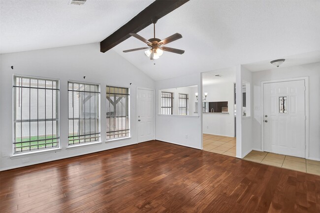 Building Photo - 17807 Glenmark Dr