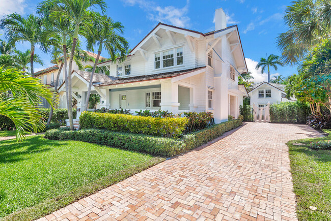 Photo - 142 Seabreeze Ave Casa
