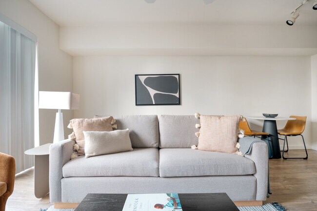 Photo - 10410 NE 2nd St Unit FL3-ID3631A