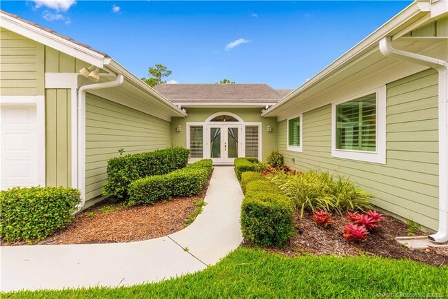 Photo - 12813 NW Cinnamon Way