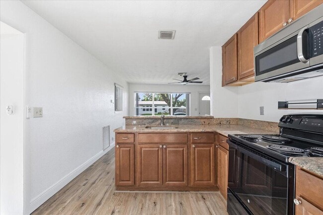 Photo - 1510 NE 32nd Pl