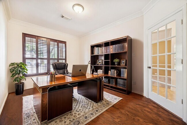 Photo - 24515 Rozzano Ct