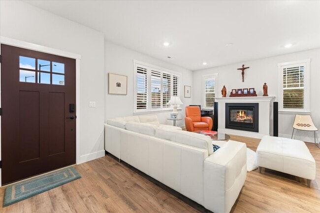 Photo - 16735 SW Darling Ln