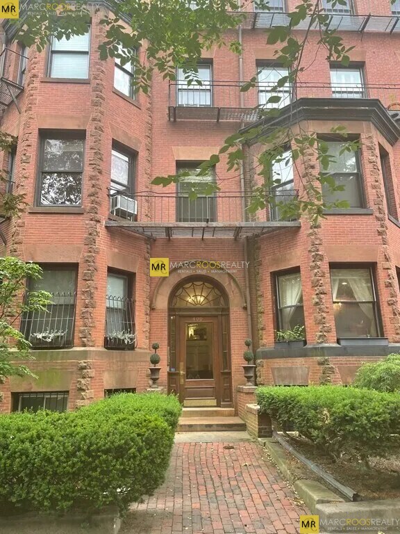 Photo - 400 Marlborough St Rental