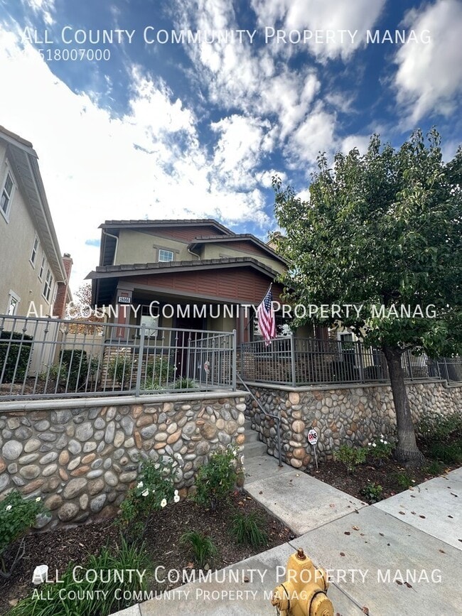 Building Photo - 18066 Lemon Dr