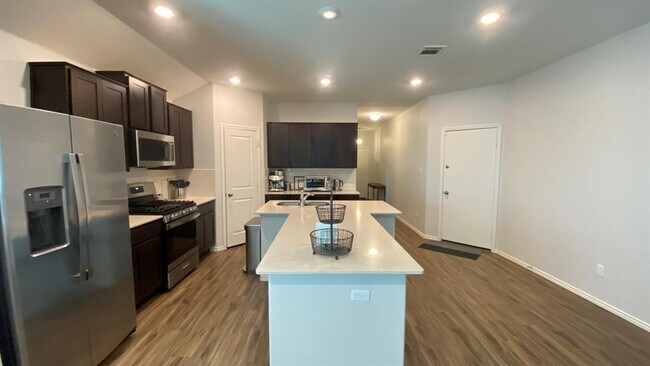 Photo - 3304 Kenner Dr Casa