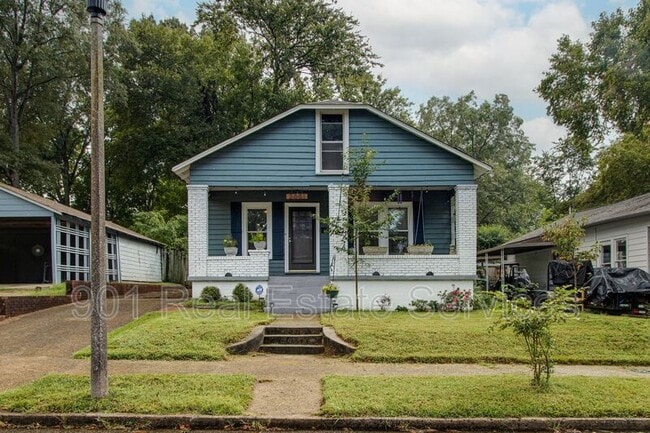 Photo - 2001 Walker Ave