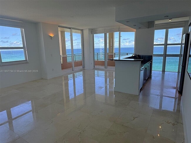 Building Photo - 2080 S Ocean Dr Unit MPH12