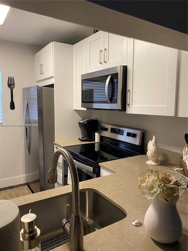 Photo - 10321 NW 11th St Unit 202