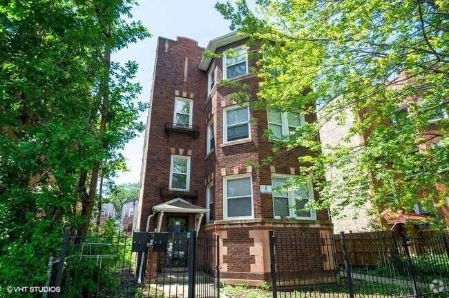 Building Photo - 4834 N Springfield Ave Unit 2 Rental