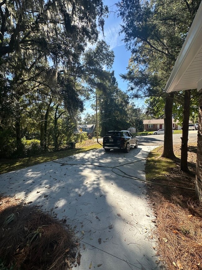 Photo - Newly remodeled 4/2 in the Eastgate Commun...