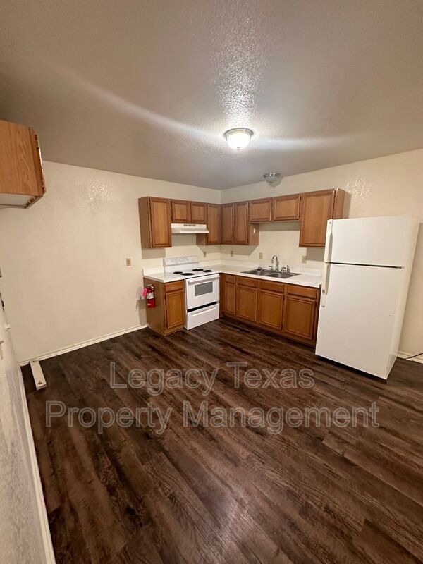 Photo - 1110 Williams Ave Unit A