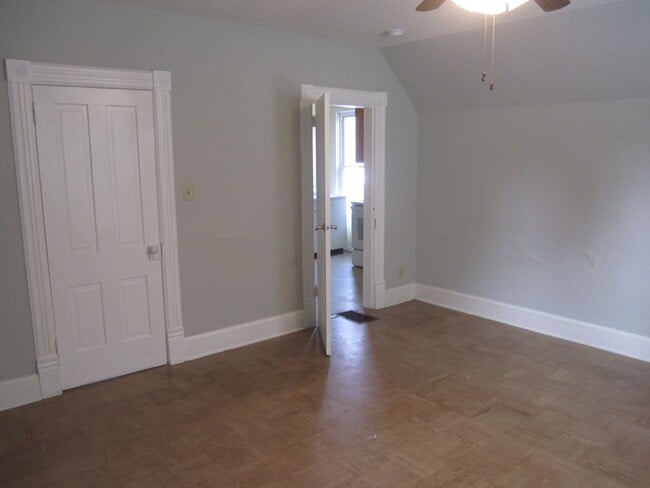 Photo - 4 Bedroom house; Close to downtown Mankato!