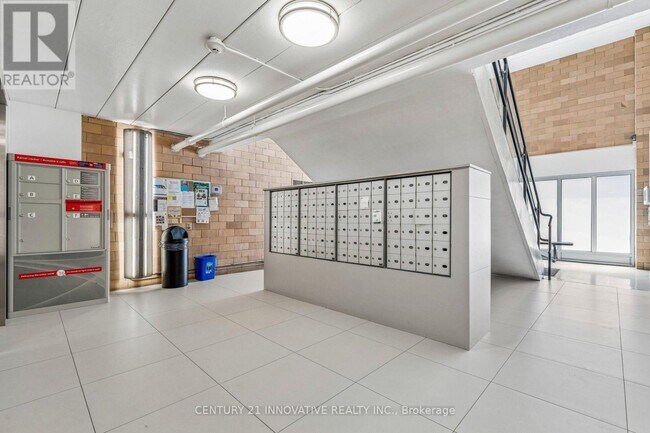 Photo - 160 Baldwin St Unit 420