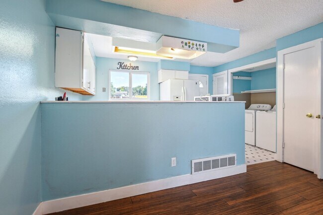 Photo - 8218 Washington St