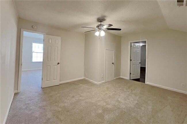 Photo - 6460 River Hill Dr