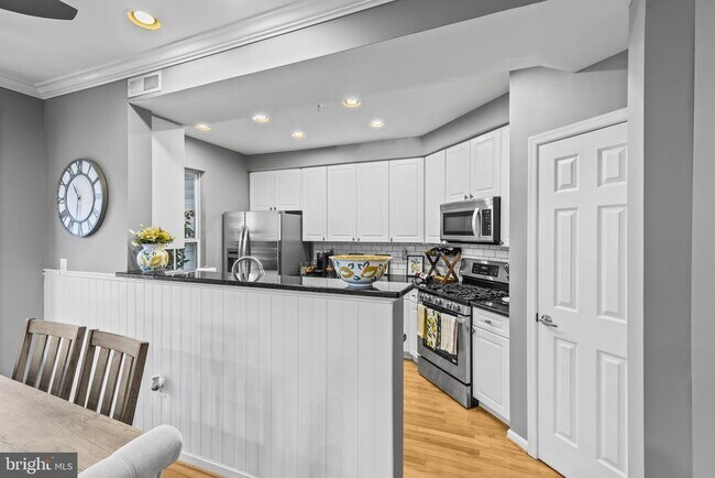 Photo - 5108 Donovan Dr Unidad 203