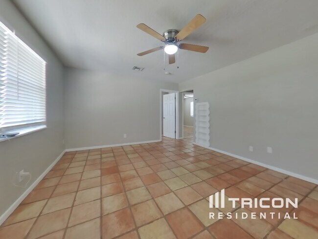 Photo - 4006 Winthrop St