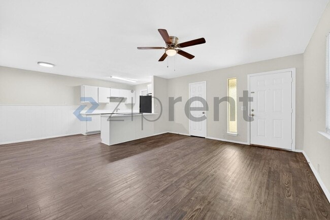 Building Photo - Unit 5022