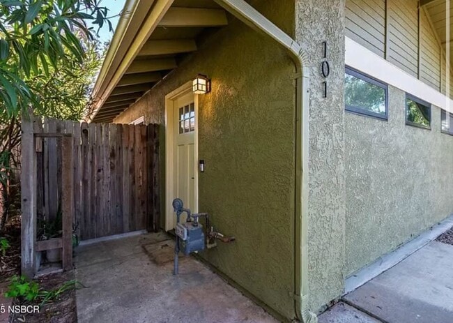 Photo - 1572 Rhinestone Ct House