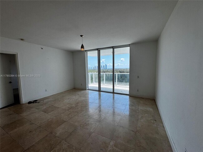 Photo - 14951 Royal Oaks Ln Unit 1504