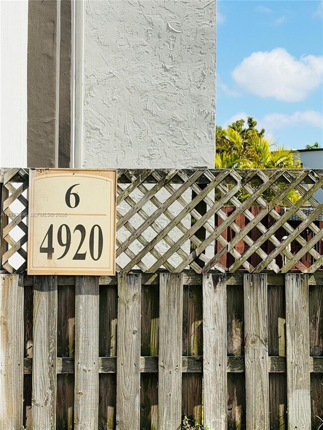 Photo - 4920 NW 79th Ave Unit 204