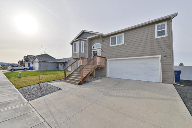 Photo - 617 N Shamrock Rd