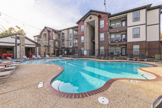 Photo - Hill Place Apartments
