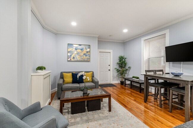 Photo - 32 Reedsdale St Unit 2
