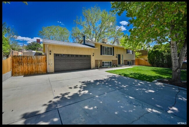 9547 Flint Dr Unit 1