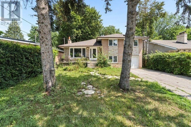 Photo - 231 Goulding Ave
