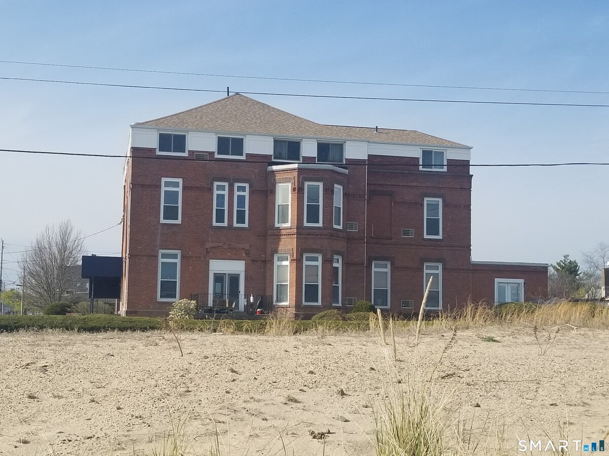 Photo - 1 Peck Ave Unit 11