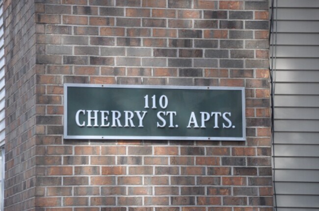 Photo - 110 Cherry St