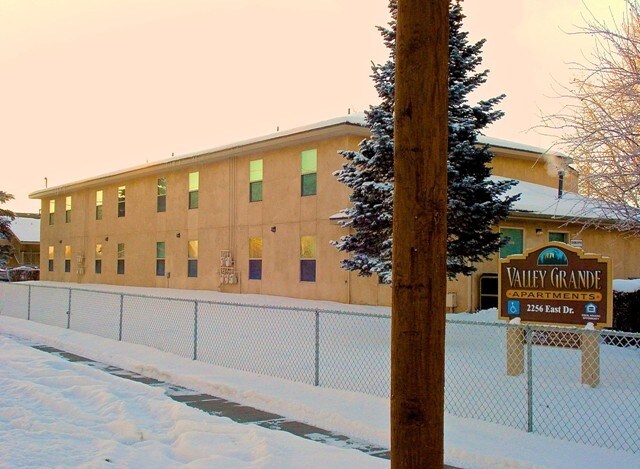 Photo - Valley Grande Apartments
