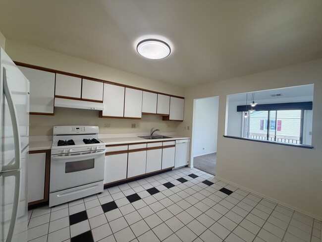 Photo - 995 Pine Tree Circle North Unit 995