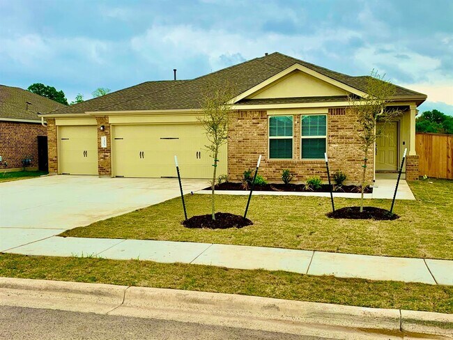 Photo - 3405 Mikayla Ct Casa