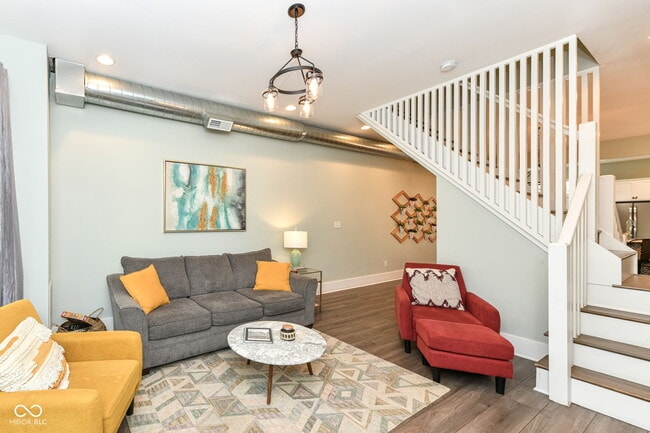 Photo - 1242 S Talbott St