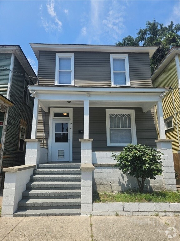 Building Photo - 714 W 38th St Rental