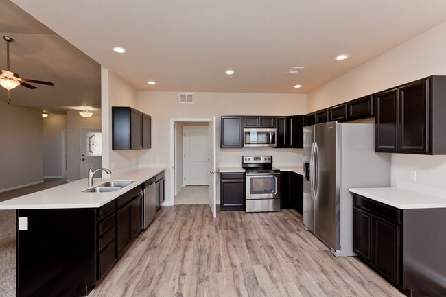 Cocina - 119 Dry Creek Ct