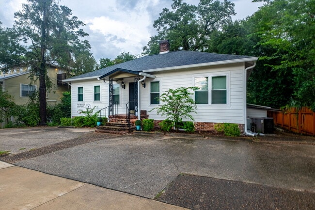 Photo - 1313 N Gadsden St