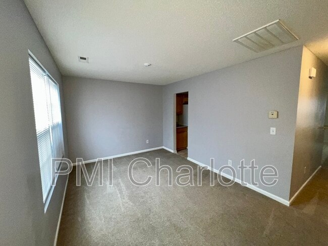 Photo - 5787 Dove Point Dr SW