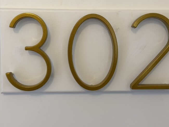 Building Photo - 901 Fifth St