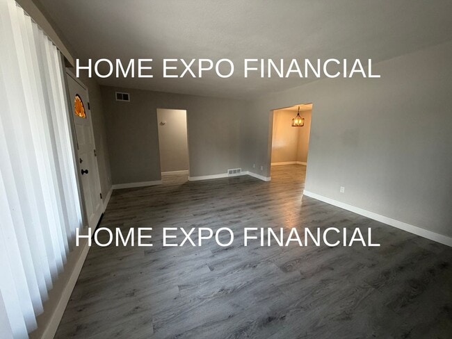 Photo - 2840 McKinley St