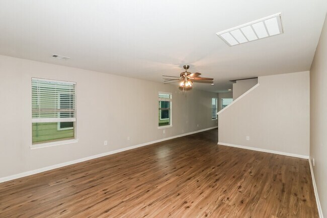 Photo - 20730 Dickinson Manor Ln